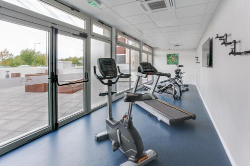 Fitness center, All Suites Appart Hotel Massy Palaiseau in Palaiseau Fitness center, All Suites Appart Hotel Massy Palaiseau in Palaiseau