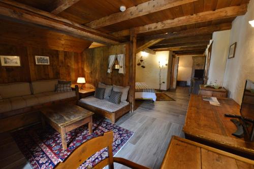 La Madonnina Del Gran Paradiso Wellness Hotel in Cogne La Madonnina Del Gran Paradiso Wellness Hotel in Cogne