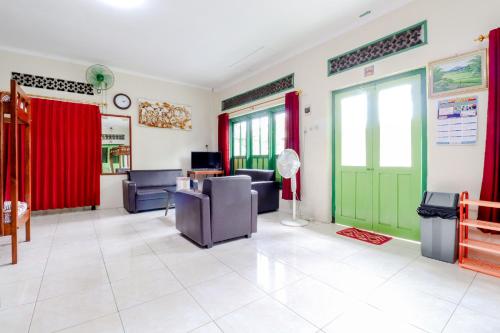 Facilities, Bahagia Sederhana Homestay near Kasongan Travel Village Facilities, Bahagia Sederhana Homestay near Kasongan Travel Village