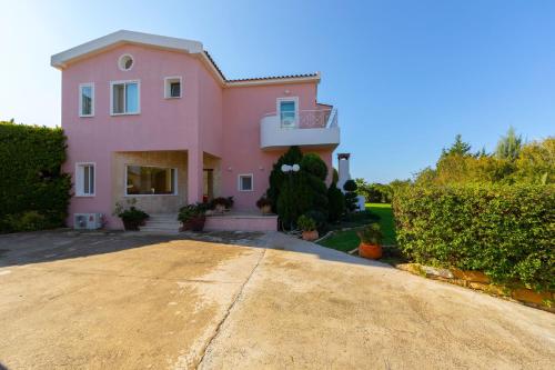 Villa Coral Bay View, walking distance to the beach! in بييا Villa Coral Bay View, walking distance to the beach! in بييا