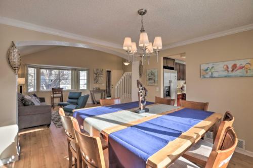 Cozy Centennial Home with Fenced-In Backyard! in Πάρκερ(Κολοράντο) Cozy Centennial Home with Fenced-In Backyard! in Πάρκερ(Κολοράντο)