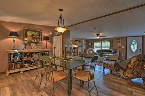 Quiet Pet-Friendly Silver Springs Escape! in Ocklawaha Quiet Pet-Friendly Silver Springs Escape! in Ocklawaha