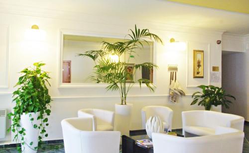 Lobby, Hotel La Playa in Sperlonga Lobby, Hotel La Playa in Sperlonga