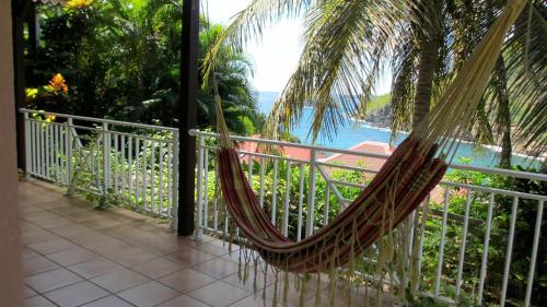 Balcony/terrace, Anse Figuier Gites de France in Terre-de-Haut Balcony/terrace, Anse Figuier Gites de France in Terre-de-Haut