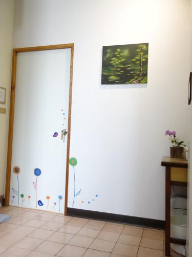 Facilities, LAWA HOUSE - Only for aged 18-40 in East District Facilities, LAWA HOUSE - Only for aged 18-40 in East District