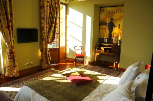 This photo about Castel Peyssard shared on HyHotel.com