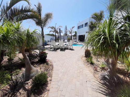 Au Plais De Langebaan at Palm Tree Villa in Langebaan Au Plais De Langebaan at Palm Tree Villa in Langebaan