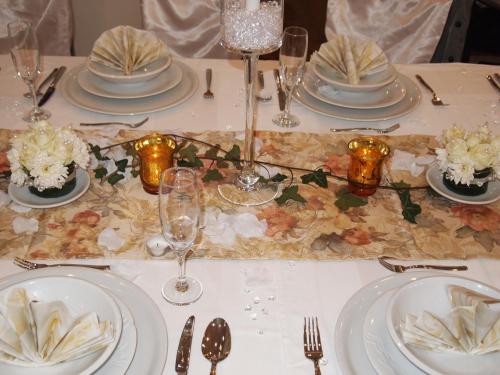 Comida y bebida, Hotel Bila Ruze in Pisek Comida y bebida, Hotel Bila Ruze in Pisek