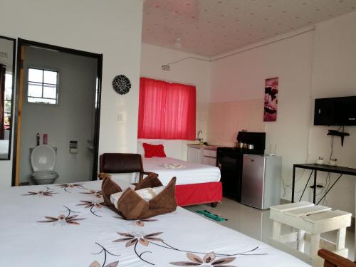 Looks cottages self catering apartments in Kasane Looks cottages self catering apartments in Kasane