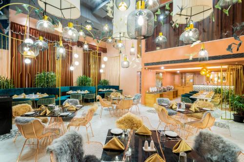 Food and beverages, Little Mastiff Moshi by OTHPL in Pimpri Chinchwad Food and beverages, Little Mastiff Moshi by OTHPL in Pimpri Chinchwad