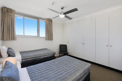 Elouera Tower Beachfront Apartments in Sunshine Coast Elouera Tower Beachfront Apartments in Sunshine Coast