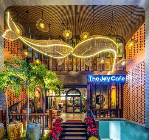 Entrada, Seahorse Tropical Danang Hotel by Haviland in Da Nang Entrada, Seahorse Tropical Danang Hotel by Haviland in Da Nang