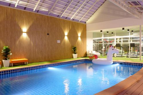 Swimming pool, Grand Hill Resort and Spa in Nakhon Sawan Swimming pool, Grand Hill Resort and Spa in Nakhon Sawan