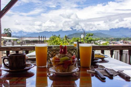 Comida y bebida, Hostal Limoncocha in Tena Comida y bebida, Hostal Limoncocha in Tena