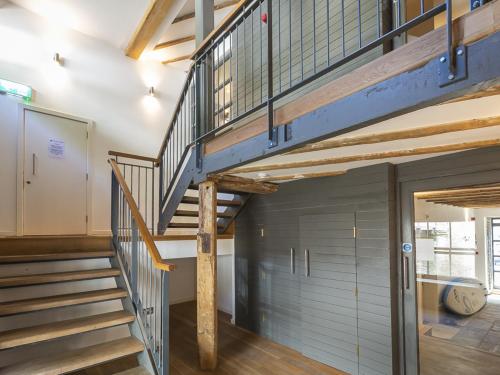 8 The Pottery in Devon 8 The Pottery in Devon