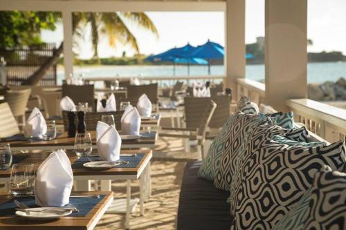 Pub/Lounge, Siboney Beach Club in Saint John Pub/Lounge, Siboney Beach Club in Saint John
