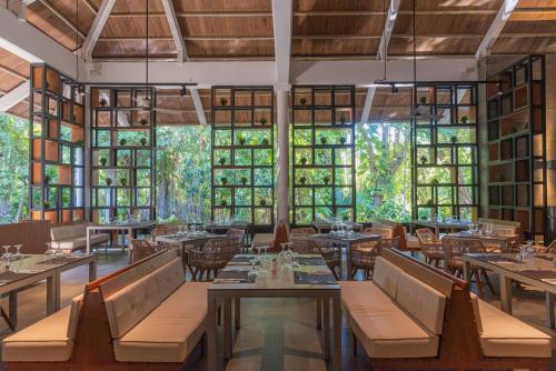 Restaurant, Grand Bavaro Princess - All Inclusive in Punta Cana Restaurant, Grand Bavaro Princess - All Inclusive in Punta Cana