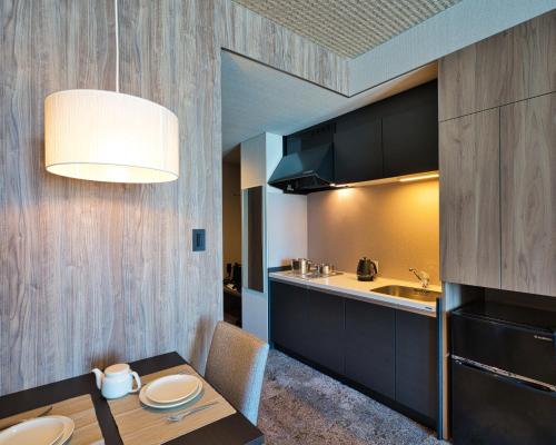 廚房, 一花酒莊公寓飯店 (Winery Hotel & Condominium HITOHANA) near 葡萄汁工廠武道之丘資訊中心 廚房, 一花酒莊公寓飯店 (Winery Hotel & Condominium HITOHANA) near 葡萄汁工廠武道之丘資訊中心