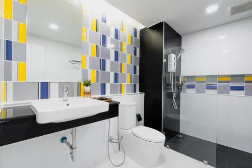 Bathroom, The Hi Place (SHA Extra Plus) in Roi Et Bathroom, The Hi Place (SHA Extra Plus) in Roi Et