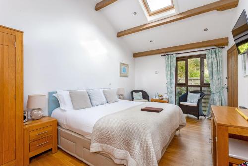 Lockgate Dairy Hotel