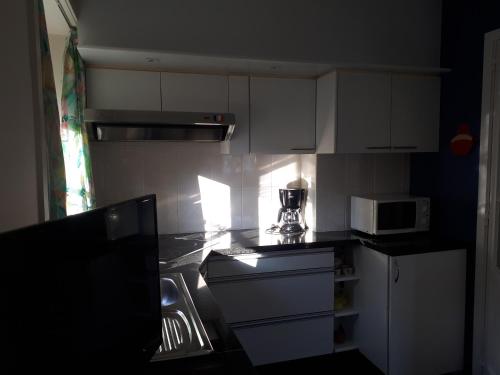 Dapur, Apartment Descamps in Blankenberge Dapur, Apartment Descamps in Blankenberge