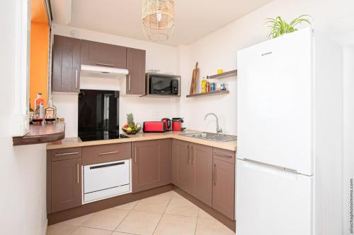Cocina, Appart Hotel Martinique - Mellow Yellow in Ducos Cocina, Appart Hotel Martinique - Mellow Yellow in Ducos