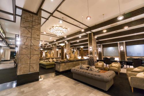 로비, 빈트후크 컨트리 클럽 리조트 (Windhoek Country Club Resort) in 빈트후크 로비, 빈트후크 컨트리 클럽 리조트 (Windhoek Country Club Resort) in 빈트후크