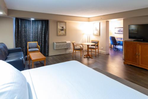 로얄 호텔 웨스트 에드먼턴, 트레이드마크 콜렉션 바이 윈덤 (Royal Hotel West Edmonton, Trademark Collection by Wyndham) in 에드먼턴 (AB) 로얄 호텔 웨스트 에드먼턴, 트레이드마크 콜렉션 바이 윈덤 (Royal Hotel West Edmonton, Trademark Collection by Wyndham) in 에드먼턴 (AB)