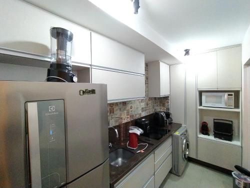 Kitchen, 2 Quartos com Piscina Aquecida Melhor Bairro Brasilia in Brasilia Kitchen, 2 Quartos com Piscina Aquecida Melhor Bairro Brasilia in Brasilia
