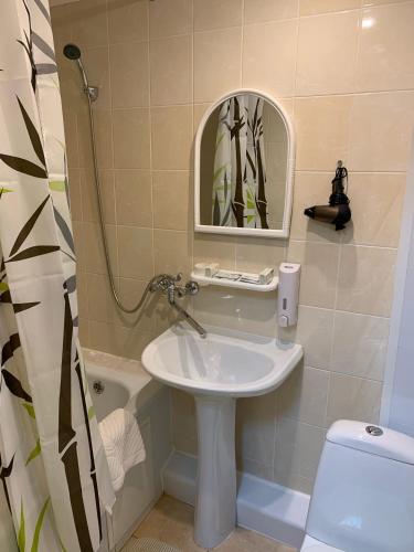 This photo about Hotel Yybileynaya shared on HyHotel.com