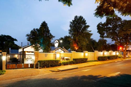 Restaurant, Clico Boutique Hotel in Rosebank Restaurant, Clico Boutique Hotel in Rosebank