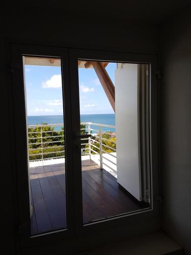 Фасада на хотела, VILLA VUE MER AVEC PISCINE in Dampierre Фасада на хотела, VILLA VUE MER AVEC PISCINE in Dampierre