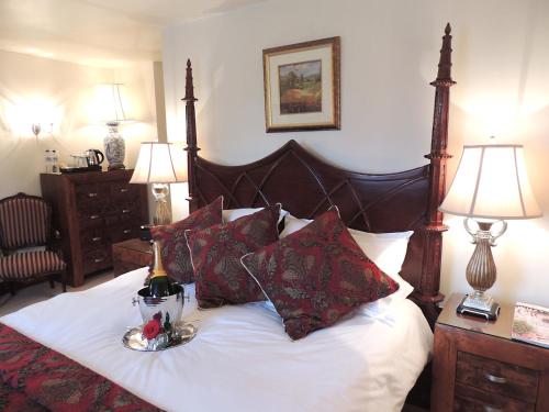 Willow Tree House Hotel