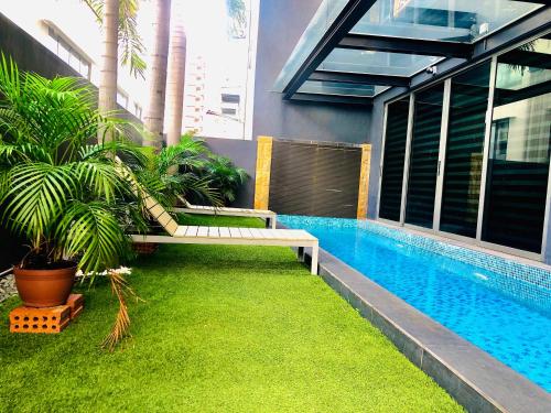 Garden, JJH Serviced Apartments near Serangoon MRT in Serangoon Garden, JJH Serviced Apartments near Serangoon MRT in Serangoon