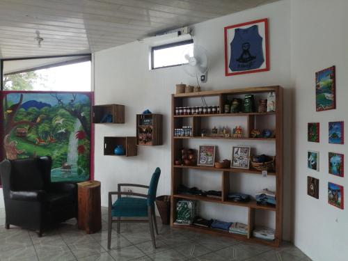 Tiendas, Cabinas Cahuita in Cahuita Tiendas, Cabinas Cahuita in Cahuita