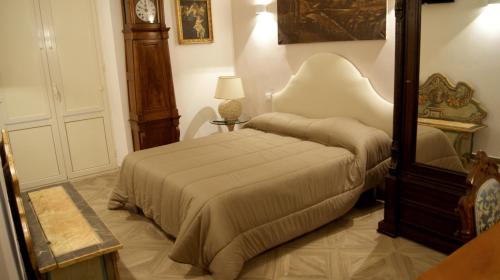 Bed, La Maison in Taranto Bed, La Maison in Taranto
