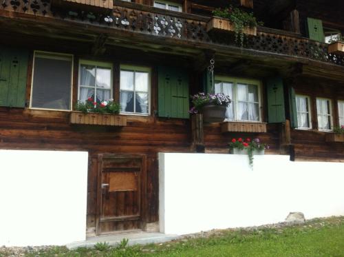 Entrada, Ferienwohnung im Grunen in Grindelwald Suburbs Entrada, Ferienwohnung im Grunen in Grindelwald Suburbs