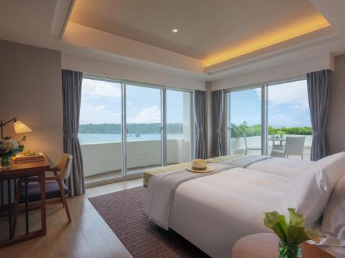 ANA InterContinental Manza Beach Resort By IHG in Onna ANA InterContinental Manza Beach Resort By IHG in Onna