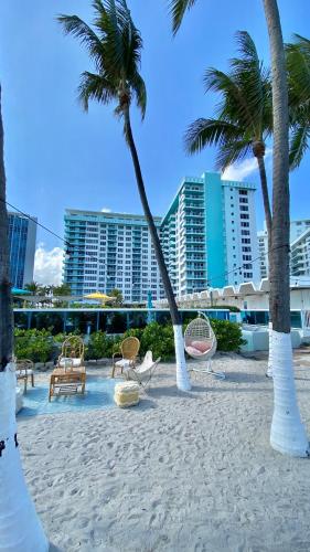Seacoast by Miami Ambassadors - image 7
