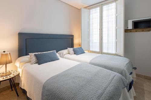 Alkazar Gardens Old Town 6 pax