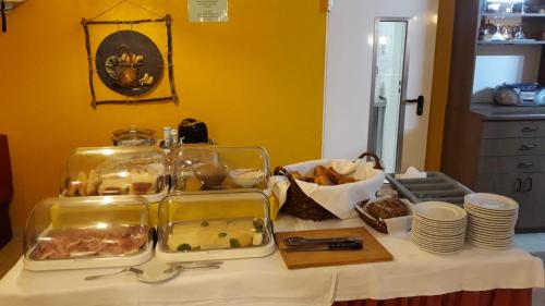 Food and beverages, Hotel Arheilger Hof in Arheilgen Food and beverages, Hotel Arheilger Hof in Arheilgen