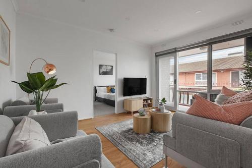 Heart of Ormond Apartment by Ready Set Host in Caulfield Heart of Ormond Apartment by Ready Set Host in Caulfield