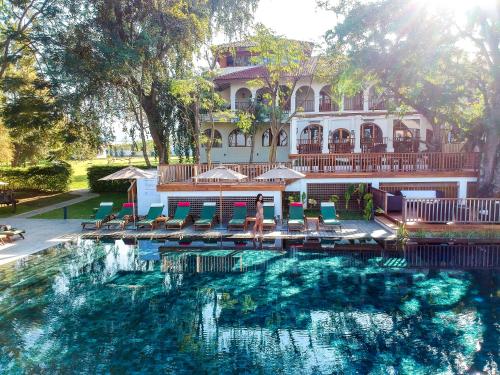 Басейн, Sanctum Inle Resort in Інле Басейн, Sanctum Inle Resort in Інле