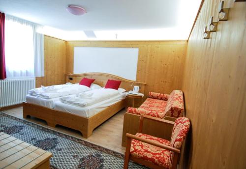 Alps Oriental Wellness HOTEL in Campodolcino Alps Oriental Wellness HOTEL in Campodolcino