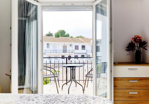 beranda/teres, Family Bungalow La Zenia Beach in Cabo Roig beranda/teres, Family Bungalow La Zenia Beach in Cabo Roig