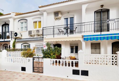 Pemandangan luar, Family Bungalow La Zenia Beach in Cabo Roig Pemandangan luar, Family Bungalow La Zenia Beach in Cabo Roig