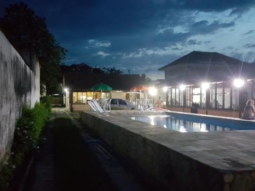 Pousada Solar Tropical in โบเกย์เรา Pousada Solar Tropical in โบเกย์เรา