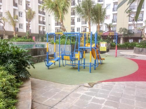 Spacious and Comfortable 2BR Cinere Resort Apartment By Travelio in Sukmajaya Spacious and Comfortable 2BR Cinere Resort Apartment By Travelio in Sukmajaya