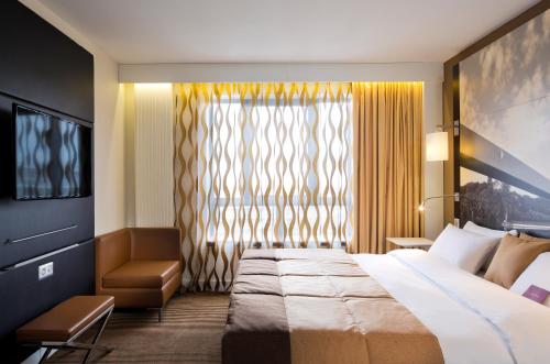 Hotel Mercure Cergy-Pontoise Centre in Cergy Hotel Mercure Cergy-Pontoise Centre in Cergy