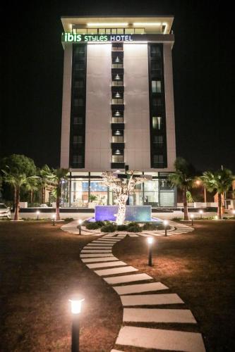 A szálláshely kívülről, ibis Styles Izmir Bornova in Kazimdirik A szálláshely kívülről, ibis Styles Izmir Bornova in Kazimdirik